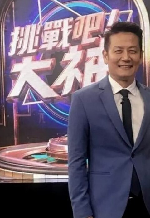 【抖音反差婊】莉莉安新娘足疗技师211全网男人心中的白月光被大神重金拿下并流出视频 - 中学老处女