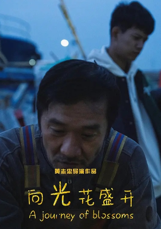 少妇就是敢玩，吊着铁链干，后被按在地上一顿狂艹，骚的可以 - 中学老处女